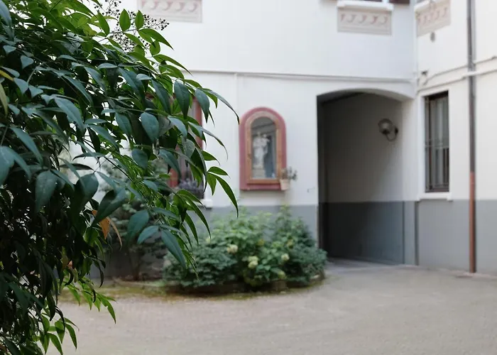 Garibaldi Isola Apartments - 80M From Garibaldi Station & 10Min From Centrale Station